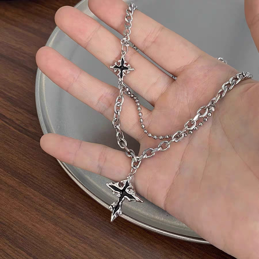 Black Drip Oil Cross Necklace for Men – Unique Hip-Hop Choker with Streetwear Vibes