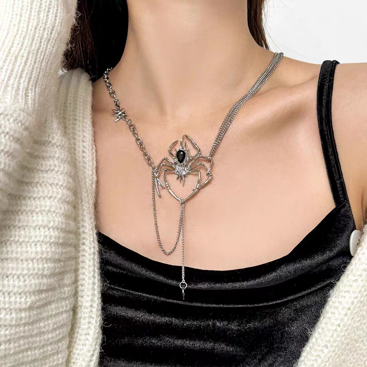 Dark Spider Pendant Necklace for Women – Unique Statement Choker with Sweet & Edgy Vibes